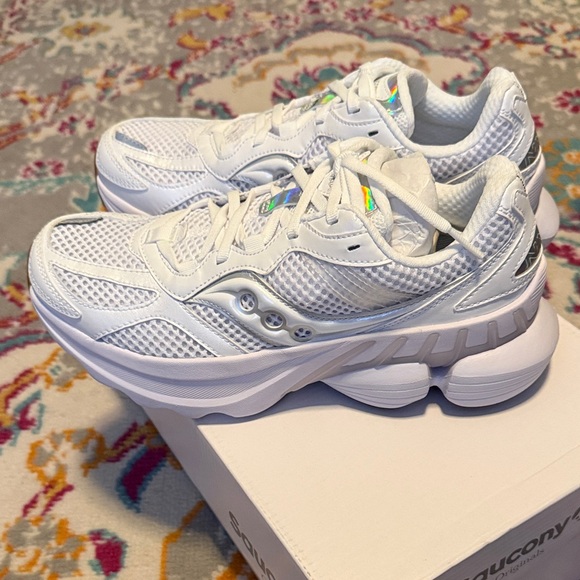 SAUCONY GRID NXT White Iridescent Mesh Sneakers - Picture 2 of 6